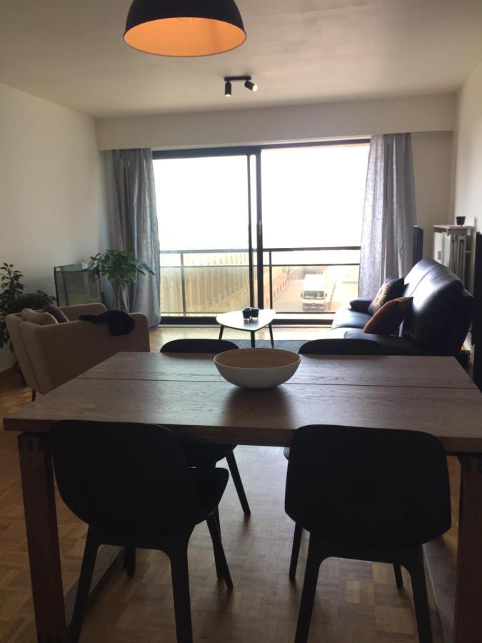 Rustig Appartement Met Zeezicht Dicht Bij Het Centrum Ostend Exterior photo
